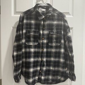 Hollister Black and White flannel shaket